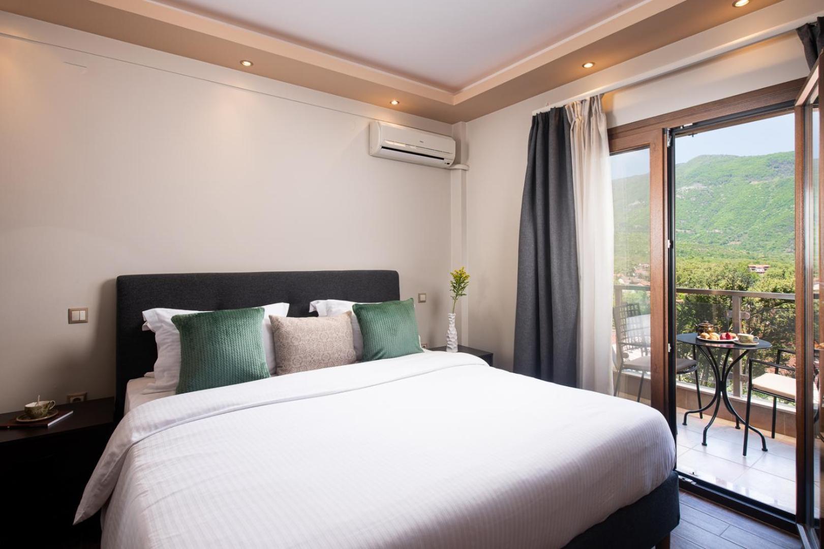 Hotel Naiades Orma Exterior photo